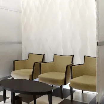 高須クリニック 名古屋2院のケミカルピーリングを受ける前の待合室