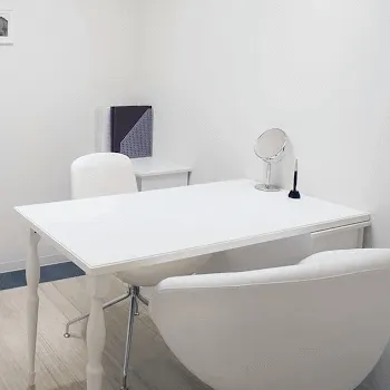 表参道スキンクリニック名古屋院のデンシティを受ける前のカウンセリングルーム