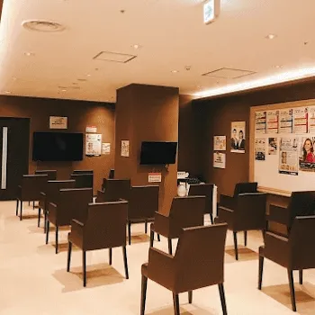 湘南美容クリニック 名古屋4院のデンシティを受ける前の待合室