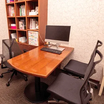 高須クリニック 名古屋2院の刺青除去を受ける前のカウンセリングルーム