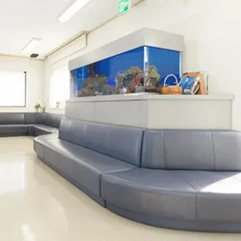 細川外科クリニックのオンダリフトを受ける前の待合室