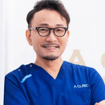 A CLINIC 名古屋院のピコスポットを受ける前の診察を担当する医師