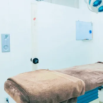 共立美容外科 名古屋院のピコスポットを受ける施術室