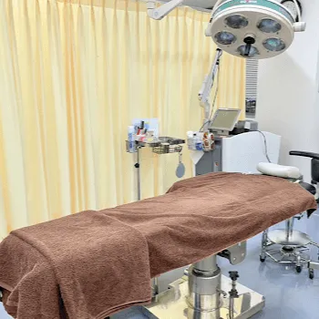 名古屋中央クリニックのピコスポットを受ける施術室