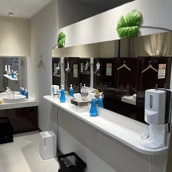 湘南美容クリニック 那覇院のオンダリフトを受けた後のパウダールーム