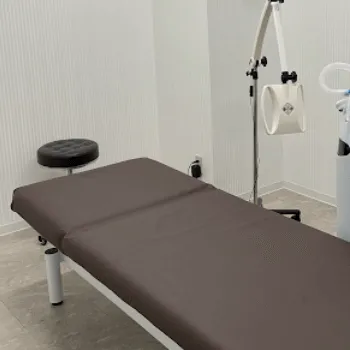 TCB東京中央美容外科 岡山院の刺青除去を受ける施術室