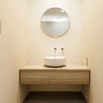 ブレイズクリニックのデンシティを受けた後のパウダールーム