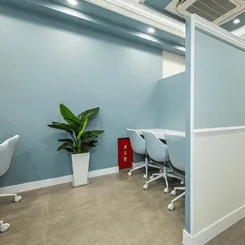 ルラ美容クリニック 沖縄院の肩ボトックスを受ける前の待合室