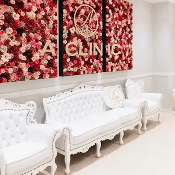 A CLINIC 大阪院のケミカルピーリングを受ける前の待合室