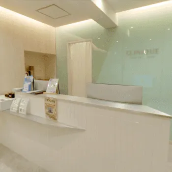 クリニーク大阪心斎橋のデンシティを受ける前の受付