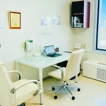 共立美容外科 大阪2院の刺青除去を受ける前の診察室