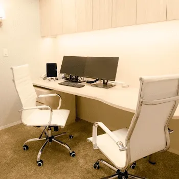 エースクリニック 大阪1院のオンダリフトを受ける前の診察室