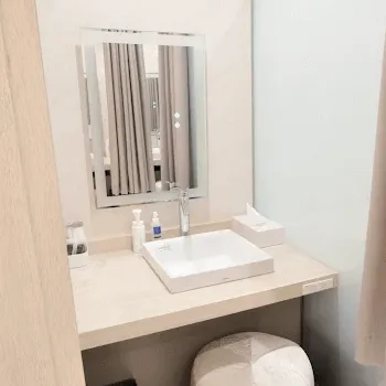 エースクリニック 大阪1院のオンダリフトを受けた後のパウダールーム