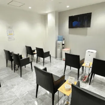 TCB東京中央美容外科 大阪6院のピコスポットを受ける前の待合室