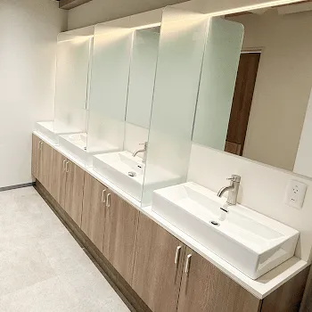 Wi Clinic 大阪1院のピコスポットを受けた後のパウダールーム