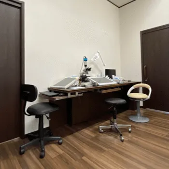 木根淵医院皮膚科の刺青除去を受ける前の診察室