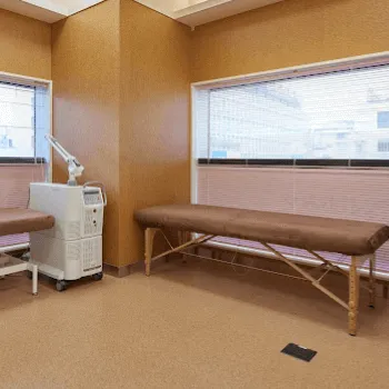 おおみや形成·整形クリニックの刺青除去を受ける前の待合室