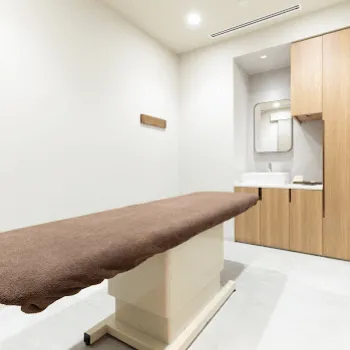 聖心美容クリニック 埼玉1院の刺青除去を受ける施術室