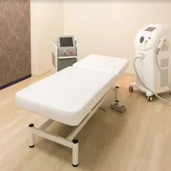 クララビューティクリニック 札幌院の肩ボトックスを受ける施術室