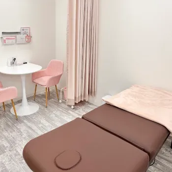 仙台N美容クリニックの肩ボトックスを受ける施術室