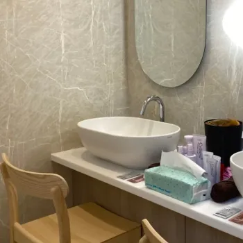 レナトゥスクリニック 仙台院の肩ボトックスを受けた後のパウダールーム