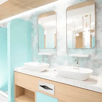 ビューティースキンクリニック 東京3院のケミカルピーリングを受けた後のパウダールーム