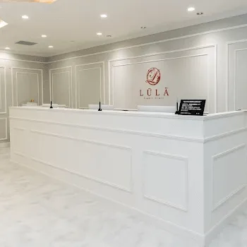 ルラ(LULA)美容クリニック 東京7院のケミカルピーリングを受ける前の受付