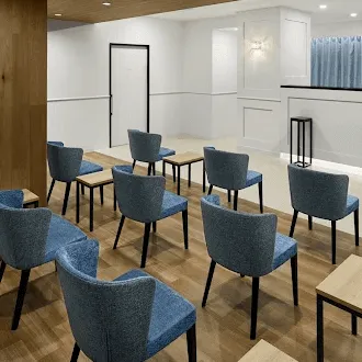 あおばクリニック 東京11院のデンシティを受ける前の待合室