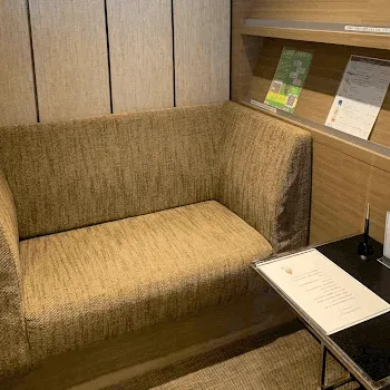 聖心美容クリニック 東京2院のデンシティを受ける前の待合室