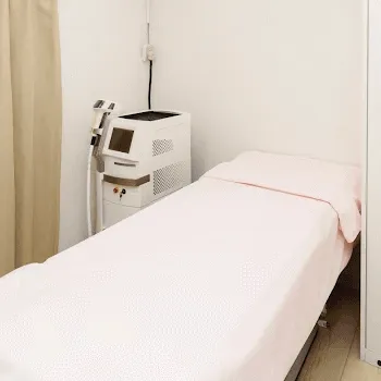 渋谷美容外科クリニック 東京4院のデンシティを受ける施術室