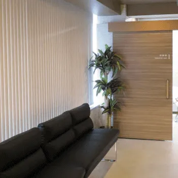 ジョウクリニック 東京1院のジェントルマックスプロの都度払いによる施術を受ける前の待合室