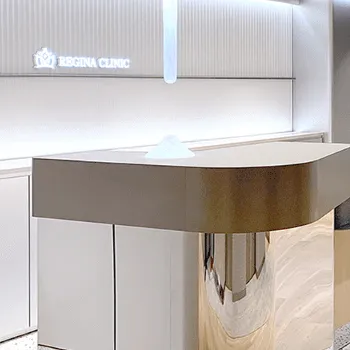 レジーナクリニック 東京7院のジェントルマックスプロの都度払いによる施術を受ける前の受付