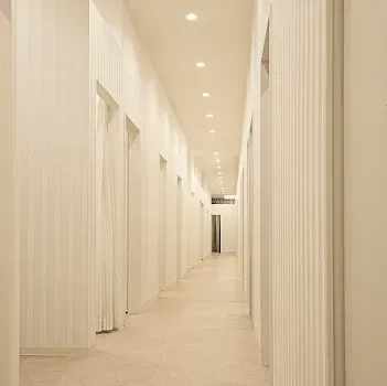 TCB東京中央美容外科 東京18院の刺青除去を受ける医院の院内の様子