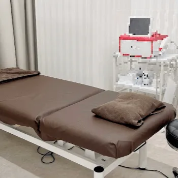 TCB東京中央美容外科 東京18院のピコスポットを受ける施術室