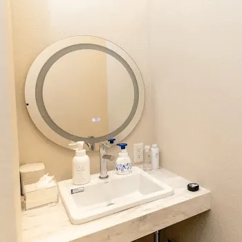 ルラ（LULA）美容クリニック 横浜院のケミカルピーリングを受けた後のパウダールーム