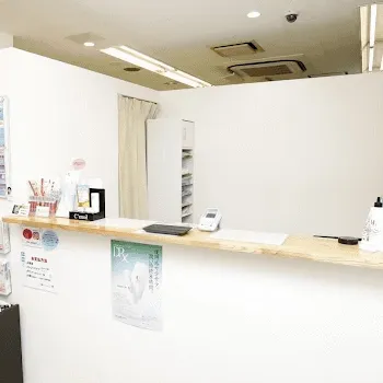渋谷美容外科クリニック 横浜院のデンシティを受ける前の受付