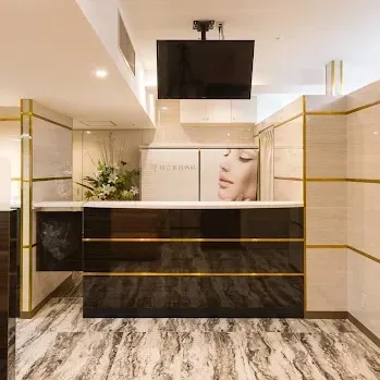 共立美容外科のヒアルロン酸注射のイメージ