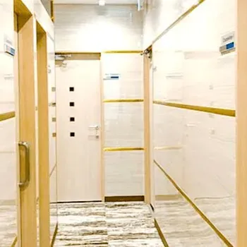 共立美容外科 横浜院の刺青除去を受ける医院の院内の様子