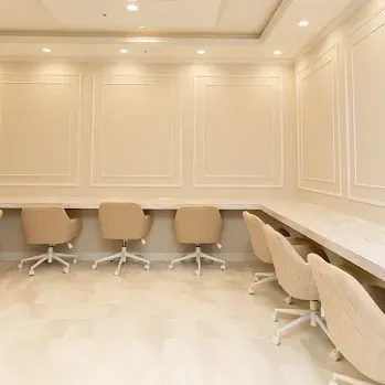 ルラ(LULA)美容クリニック 横浜院の刺青除去を受ける前の待合室