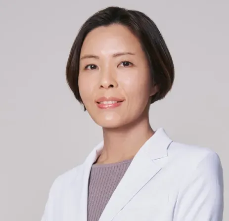 横浜で二重埋没が上手い先生である聖心美容クリニック 横浜院の佐々木 直美医師