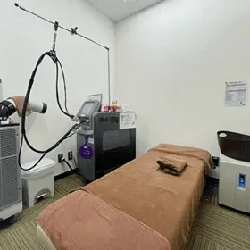 コスメディカルクリニック シンシア 全国2院のデンシティを受ける施術室