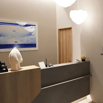 ROOTS Clinicのデンシティを受ける前の受付