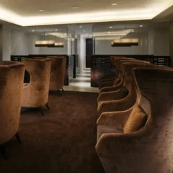 湘南美容クリニック 日本・海外に258院のデンシティを受ける前の待合室