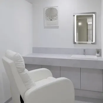 Y.CLINICのデンシティを受けた後のパウダールーム