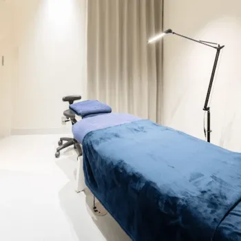シロノクリニック 全国3院の刺青除去を受ける施術室
