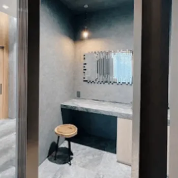 ziz CLINIC 全国1院の刺青除去を受けた後のパウダールーム