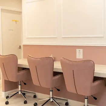 ルラ美容クリニック 全国34院のジャルプロスーパーハイドロを受ける前の待合室