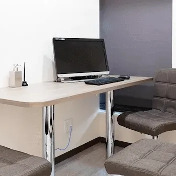 プライベートスキンクリニック 全国1院のジャルプロスーパーハイドロを受ける前の診察室