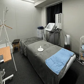 スマートスキンクリニック 全国2院のジャルプロスーパーハイドロを受ける施術室