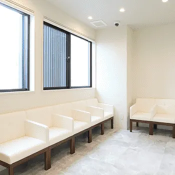 ちぐさ内科クリニック覚王山のリズネを受ける前の待合室